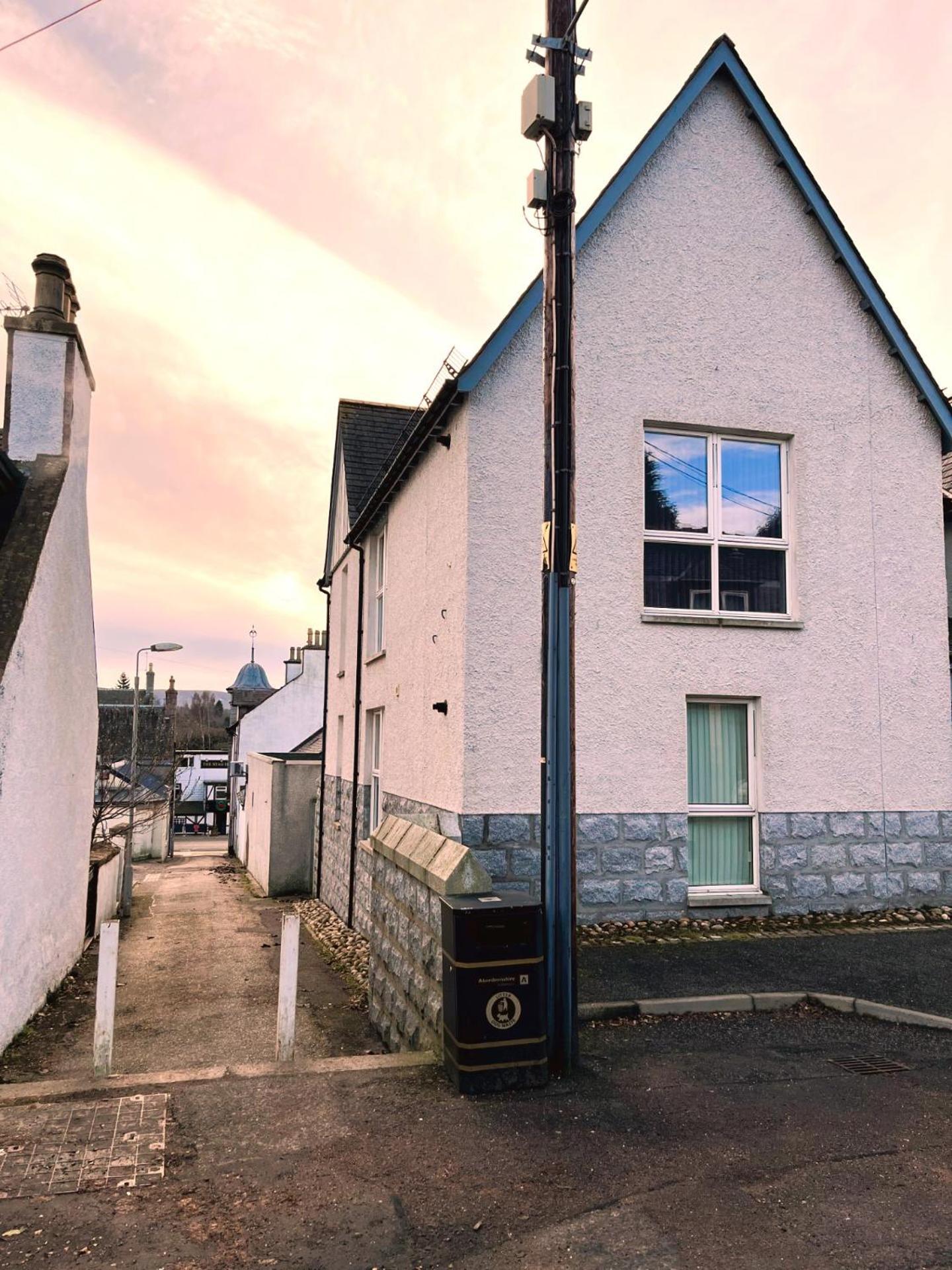Entire Flat In Banchory, Aberdeenshire, Scotland Buitenkant foto